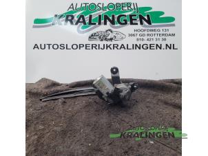 Używane Silnik wycieraczki tylnej Mini Mini (R56) 1.6 16V Cooper Cena € 50,00 Procedura marży oferowane przez Autosloperij Kralingen B.V.