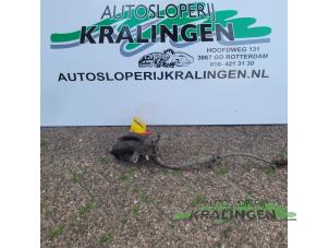 Used Rear brake calliper, right Mini Mini (R56) 1.6 16V Cooper Price € 50,00 Margin scheme offered by Autosloperij Kralingen B.V.