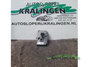 Usagé Module crochet de traction Peugeot Expert (G9) 2.0 HDi 140 16V Prix € 75,00 Règlement à la marge proposé par Autosloperij Kralingen B.V.