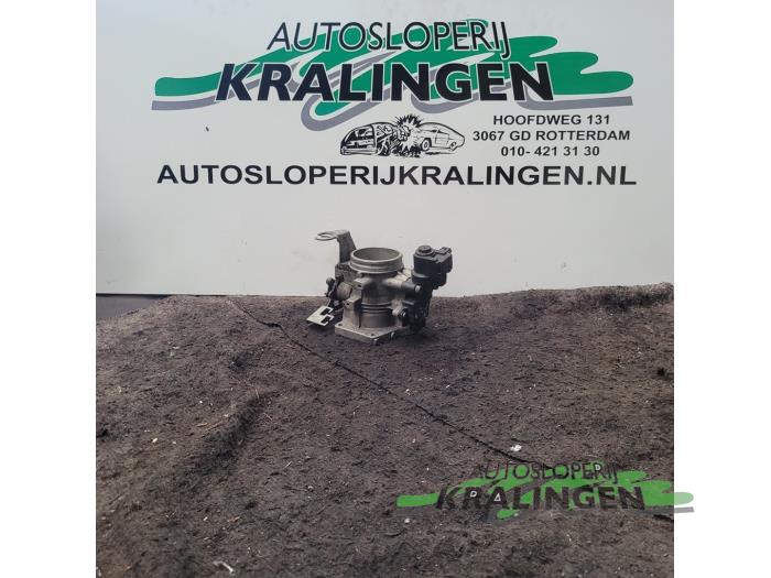 Gebrauchte Drosselklappengehäuse BMW 3 serie Touring (E46/3) 318i Preis € 50,00 Margenregelung angeboten von Autosloperij Kralingen B.V.