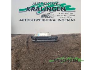 Usagé Radio/Lecteur CD BMW 3 serie (E46/4) 320d 16V Prix € 50,00 Règlement à la marge proposé par Autosloperij Kralingen B.V.