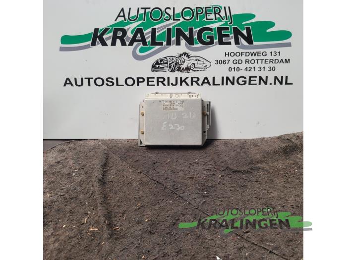 Begagnade ETS-dator Mercedes E (W210) 3.0 E-300D Turbo 24V Pris € 38,99 Marginaltabell erbjuds av Autosloperij Kralingen B.V.