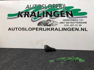 Używane Galka zmiany biegów Mercedes E (W210) 3.0 E-300D Turbo 24V Cena € 25,00 Procedura marży oferowane przez Autosloperij Kralingen B.V.