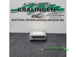 Gebrauchte Radio CD Spieler Volvo V50 (MW) 2.0 16V Preis € 50,00 Margenregelung angeboten von Autosloperij Kralingen B.V.