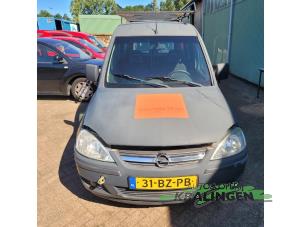 Used Front bumper Opel Combo (Corsa C) 1.3 CDTI 16V Price € 100,00 Margin scheme offered by Autosloperij Kralingen B.V.