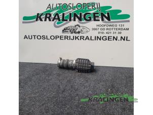 Używane Waz ssacy powietrza Citroen C4 Cactus (0B/0P) 1.6 Blue Hdi 100 Cena € 30,00 Procedura marży oferowane przez Autosloperij Kralingen B.V.