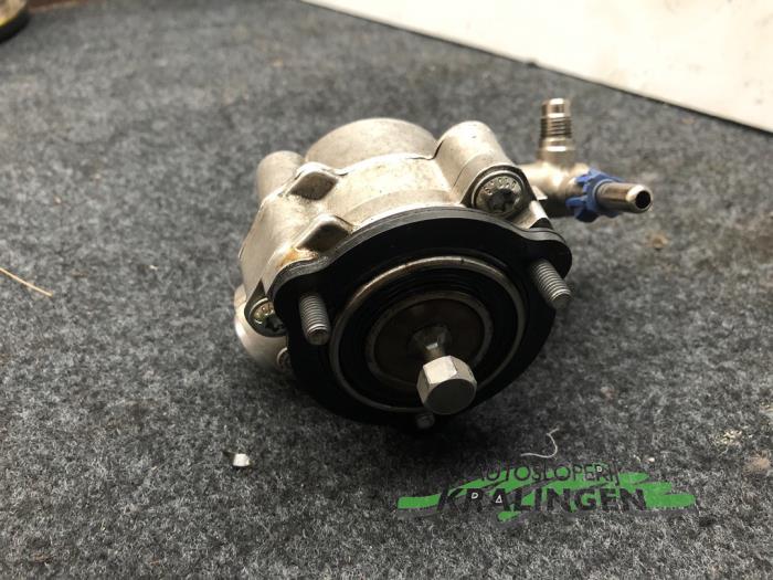 high-pressure-pump-opel-vectra-c-gts-2-2-dig-16v-24465785-z22yh