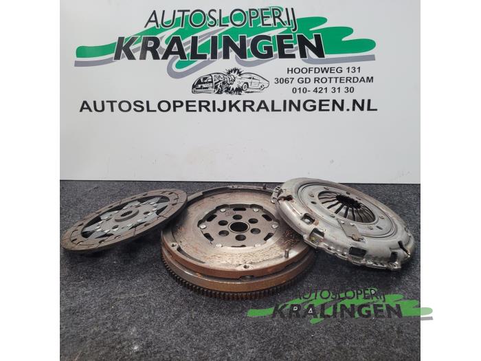 Doppelte Masse Schwungrad Citroen C4 Cactus 1.6 Blue Hdi 100 - 9812079680  BHY LUK