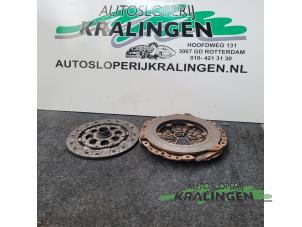 Usagé Kit embrayage (complet) BMW 3 serie (E92) 320i 16V Corporate Lease Prix € 50,00 Règlement à la marge proposé par Autosloperij Kralingen B.V.