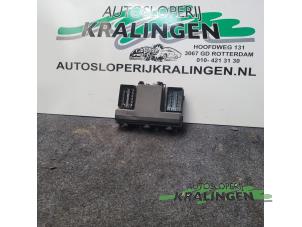 Używane Skrzynka bezpieczników Ford Mondeo V Wagon 1.5 TDCi Cena € 100,00 Procedura marży oferowane przez Autosloperij Kralingen B.V.
