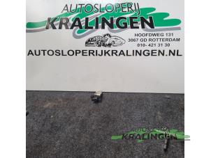 Used Air mass meter Ford Mondeo V Wagon 1.5 TDCi Price € 35,00 Margin scheme offered by Autosloperij Kralingen B.V.