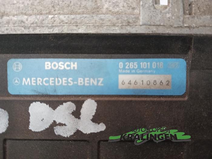 Used ABS Computer Mercedes 190 (W201) 1.8 E Price € 40,00 Margin scheme offered by Autosloperij Kralingen B.V.