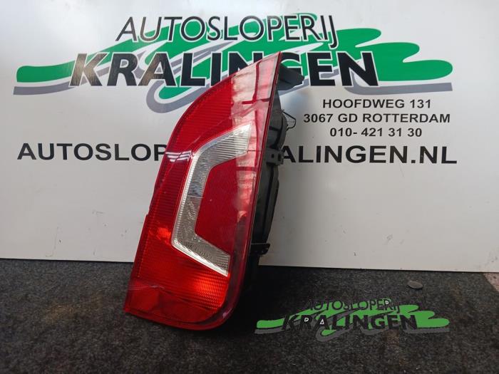 Baklykta, höger från en Volkswagen Up! (121) 1.0 12V 60 2012