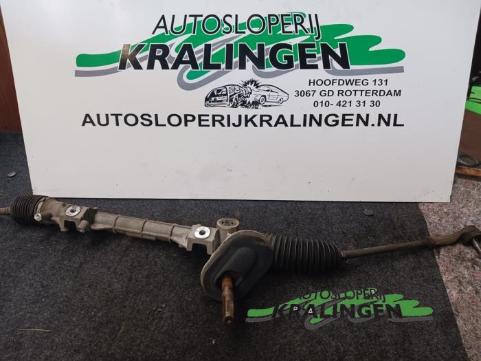 Begagnade Styrbox Renault Twingo II (CN) 1.5 dCi 90 FAP Pris € 150,00 Marginaltabell erbjuds av Autosloperij Kralingen B.V.