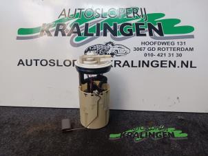 Used Petrol pump Nissan Almera (N16) 1.8 16V Price € 50,00 Margin scheme offered by Autosloperij Kralingen B.V.