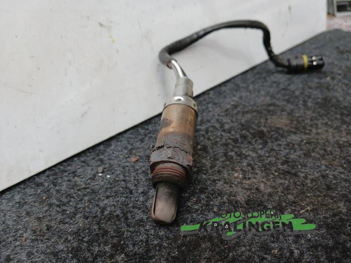 Lambda probe from a BMW 3 serie Touring (E36/3) 318i 1999