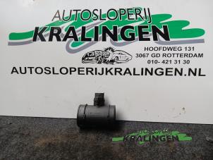 Używane Czujnik masy powietrza Opel Vectra C Caravan 3.2 V6 24V Cena € 50,00 Procedura marży oferowane przez Autosloperij Kralingen B.V.