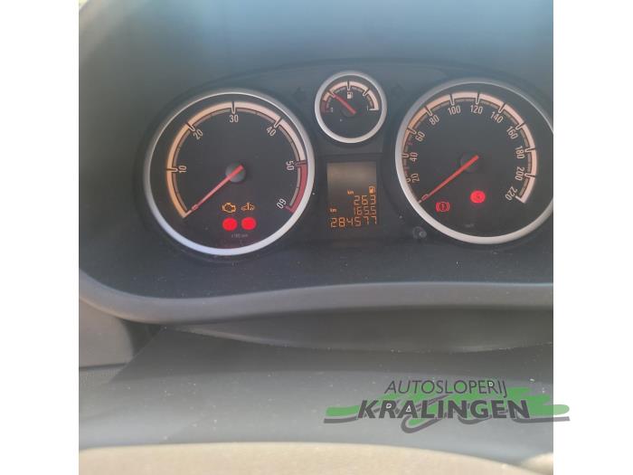 Usagé Compteur Opel Corsa D 1.3 CDTi 16V ecoFLEX Prix € 50,00 Règlement à la marge proposé par Autosloperij Kralingen B.V.