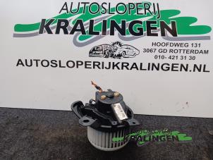 Usados Motor de ventilador de calefactor Opel Corsa D 1.3 CDTi 16V ecoFLEX Precio € 50,00 Norma de margen ofrecido por Autosloperij Kralingen B.V.