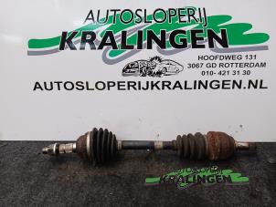Gebrauchte Antriebswelle links vorne Chevrolet Kalos (SF48) 1.4 Preis € 50,00 Margenregelung angeboten von Autosloperij Kralingen B.V.