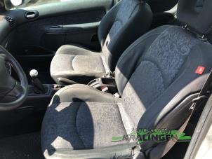 Used Seat airbag (seat) Peugeot 206 (2A/C/H/J/S) 1.4 16V Price € 35,00 Margin scheme offered by Autosloperij Kralingen B.V.