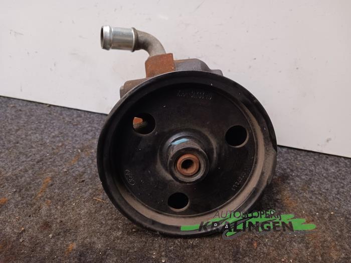 Pompe de direction d'un Ford Ka I 1.3i 2007