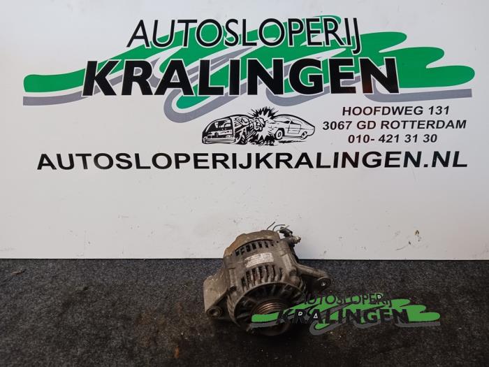 Begagnade Dynamo Suzuki Alto (RF410) 1.1 16V Pris € 24,96 Marginaltabell erbjuds av Autosloperij Kralingen B.V.