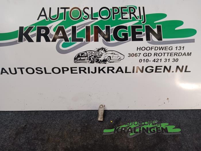 Begagnade Vevaxelsensor Opel Corsa D 1.3 CDTi 16V ecoFLEX Pris € 25,00 Marginaltabell erbjuds av Autosloperij Kralingen B.V.
