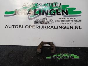 Used Rear brake calliperholder, left BMW 5 serie Touring (E61) 525i 24V Price € 25,00 Margin scheme offered by Autosloperij Kralingen B.V.