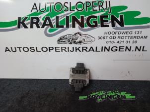 Used Automatic gearbox computer Opel Signum (F48) 3.0 CDTI V6 24V Price € 100,00 Margin scheme offered by Autosloperij Kralingen B.V.