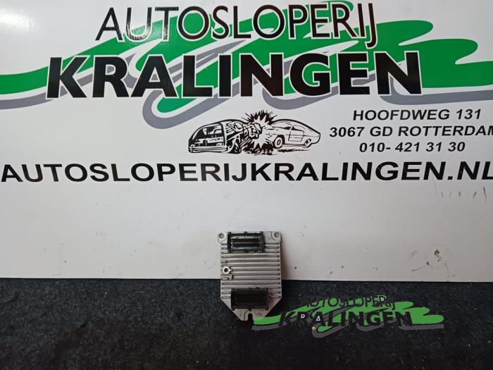 Used Engine management computer Opel Omega B (25/26/27) 2.2 16V Price € 100,00 Margin scheme offered by Autosloperij Kralingen B.V.