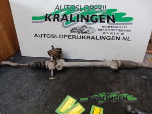 Gebrauchte Lenkgetriebe Peugeot 107 1.0 12V Preis € 100,00 Margenregelung angeboten von Autosloperij Kralingen B.V.