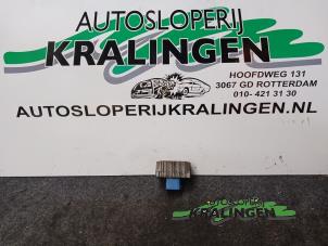 Usagé Relais préchauffage Opel Astra H (L48) 1.9 CDTi 100 Prix € 25,00 Règlement à la marge proposé par Autosloperij Kralingen B.V.