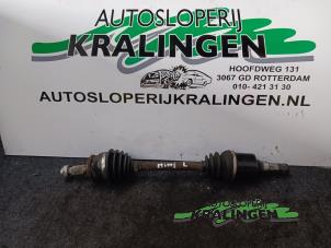 Used Front drive shaft, left BMW Mini One/Cooper (R50) 1.6 16V Cooper Price € 75,00 Margin scheme offered by Autosloperij Kralingen B.V.
