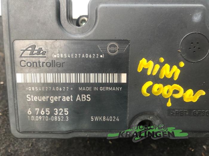Pompe ABS d'un MINI Mini One/Cooper (R50) 1.6 16V Cooper 2004