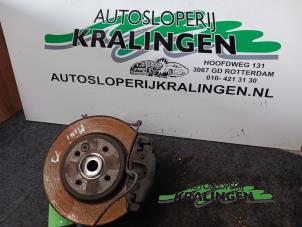 Usagé Etrier de frein (pince) avant droit BMW Mini One/Cooper (R50) 1.6 16V Cooper Prix € 30,00 Règlement à la marge proposé par Autosloperij Kralingen B.V.