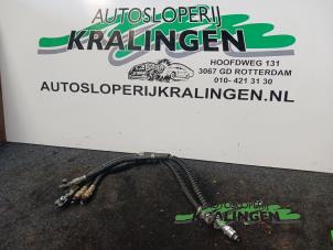 Używane Przewód hamulcowy przód Volkswagen Golf V (1K1) 1.4 FSI 16V Cena € 50,00 Procedura marży oferowane przez Autosloperij Kralingen B.V.