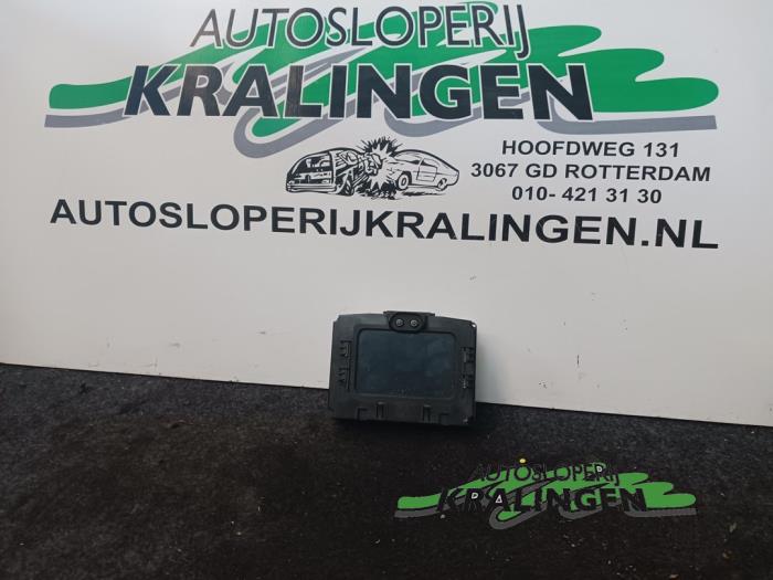 Begagnade Innerdisplay Opel Zafira (F75) 1.8 16V Pris € 25,00 Marginaltabell erbjuds av Autosloperij Kralingen B.V.