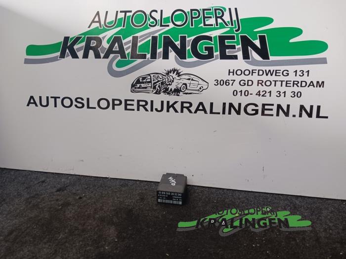 Begagnade Relä Mercedes Vito (638.0) 2.3 108D Pris € 24,99 Marginaltabell erbjuds av Autosloperij Kralingen B.V.