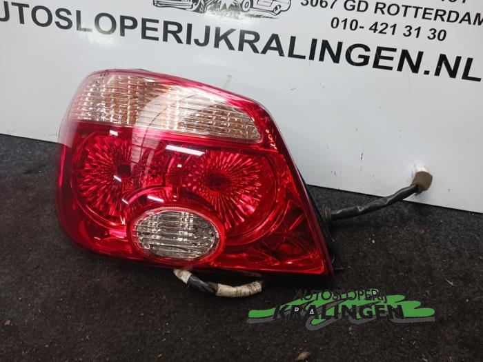Taillight, left from a Mitsubishi Outlander (CU) 2.0 16V 4x2 2006