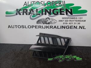 Used Bumper grille Mitsubishi Outlander (CU) 2.0 16V 4x2 Price on request offered by Autosloperij Kralingen B.V.