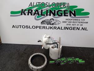 Gebrauchte Benzinpumpe Mitsubishi Space Star (A0) 1.2 12V Preis auf Anfrage angeboten von Autosloperij Kralingen B.V.