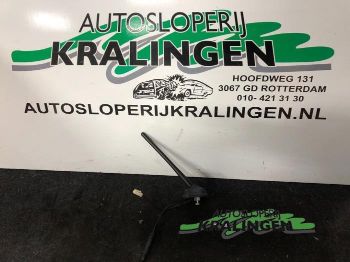 Używane Antena Mitsubishi Space Star (A0) 1.2 12V Cena € 25,00 Procedura marży oferowane przez Autosloperij Kralingen B.V.