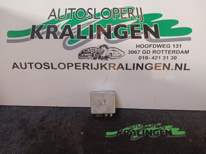 Usagé Ordinateur direction assistée Mitsubishi Space Star (A0) 1.2 12V Prix € 75,00 Règlement à la marge proposé par Autosloperij Kralingen B.V.