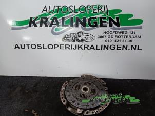 Used Clutch kit (complete) Renault Clio III (BR/CR) 1.4 16V Price on request offered by Autosloperij Kralingen B.V.