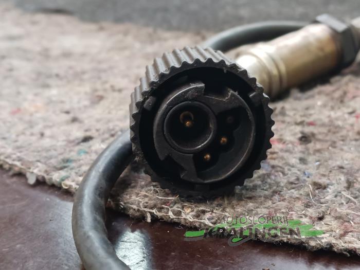 Sonde lambda d'un Mercedes-Benz C (W202) 1.8 C-180 16V 1993