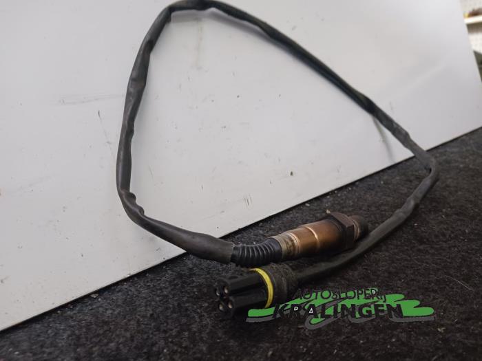 Sonde lambda d'un Mercedes-Benz CLK (C208) 3.2 320 V6 18V 2001