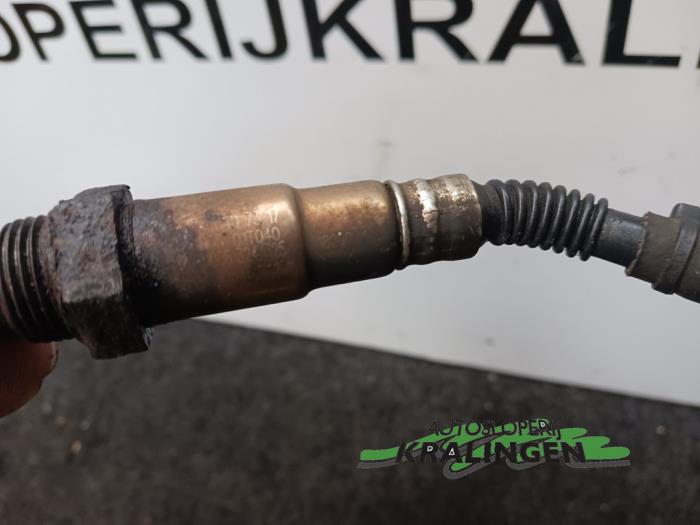 Sonde lambda d'un Mercedes-Benz CLK (C208) 3.2 320 V6 18V 2001