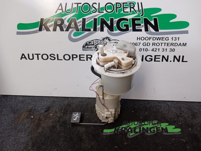 Gebrauchte Benzinpumpe Toyota Aygo (B10) 1.0 12V VVT-i Preis € 9,98 Margenregelung angeboten von Autosloperij Kralingen B.V.