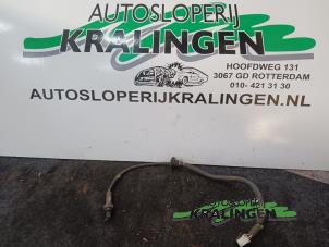 Usagé Sonde lambda Volvo V40 (VW) 1.8 16V Prix € 24,99 Règlement à la marge proposé par Autosloperij Kralingen B.V.